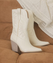 Load image into Gallery viewer, Chic Boots -White &amp; Almond-
