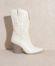 Load image into Gallery viewer, Chic Boots -White &amp; Almond-
