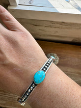 Load image into Gallery viewer, Sterling silver bangle Bracelet with kingman turquoise
