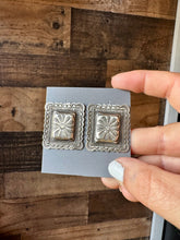 Load image into Gallery viewer, Bigger Square Sterling silver stud earrings
