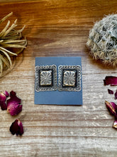 Load image into Gallery viewer, Bigger Square Sterling silver stud earrings
